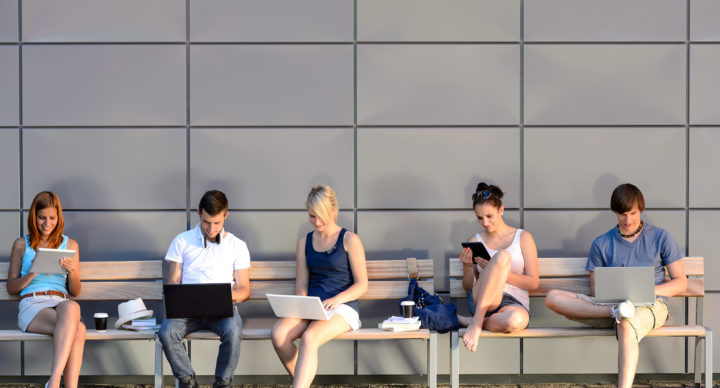 TESZT Course Feketén Fehéren a személyiségfejlődésről